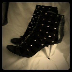 Michael Kors heels size 8 black with Silver  heels